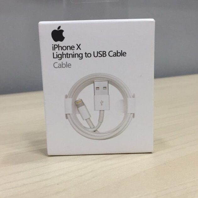 🔌🍎 كابل iPhone Lightning to USB – شحن ثابت ونقل سريع ⚡